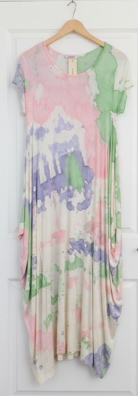 OS Short Sleeve Tie Dye Knit Maxi Dress