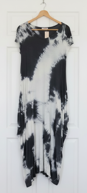 OS Short Sleeve Tie Dye Knit Maxi Dress